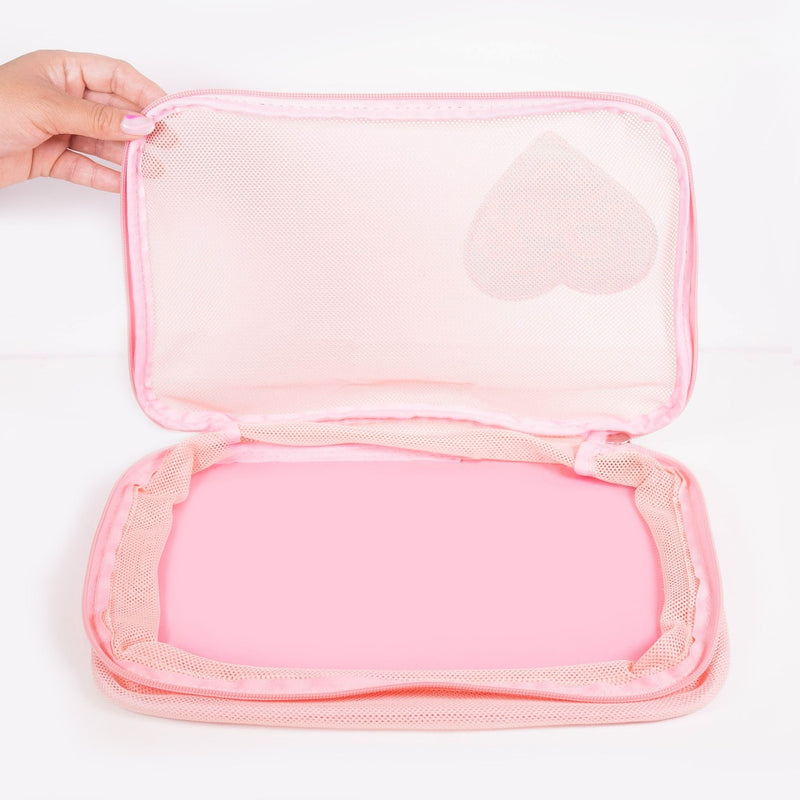 KimChi-Chic-Beauty-Medium-mesh-cosmetic-bag-opened