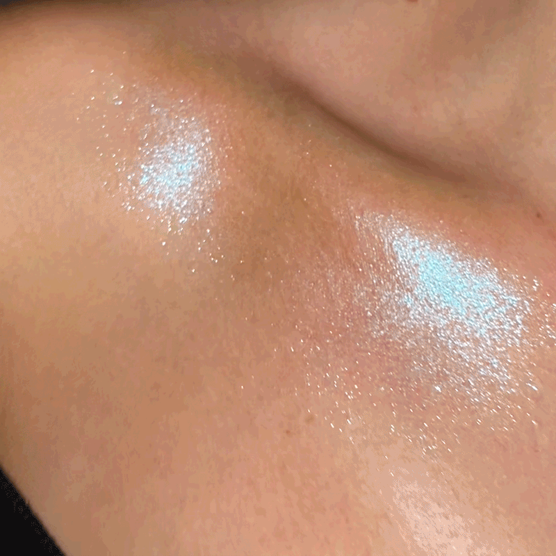 KimChi-Chic-Beauty-Thailor-Collection-Pearl-Gone-Wild-Pressed-Shimmer-Highlighter-01-Hope-skin
