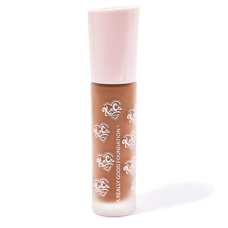 Kim-Chi-Chic-Beauty-A-Really-Good-Foundation-129MD-Tan-Deep-Cool-Undertones-packaging