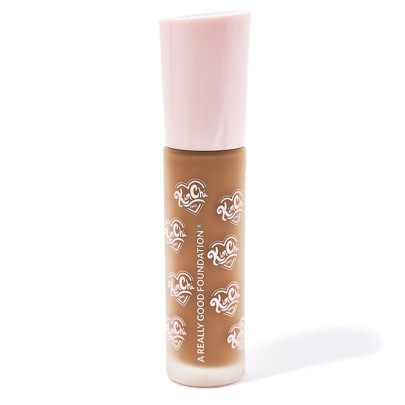Kim-Chi-Chic-Beauty-A-Really-Good-Foundation-130D-Tan-Deep-Warm-Yellow-Undertones-packaging