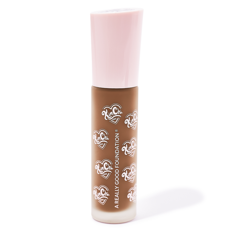 Kim-Chi-Chic-Beauty-A-Really-Good-Foundation-135D-Deep-Warm-Undertones-packaging